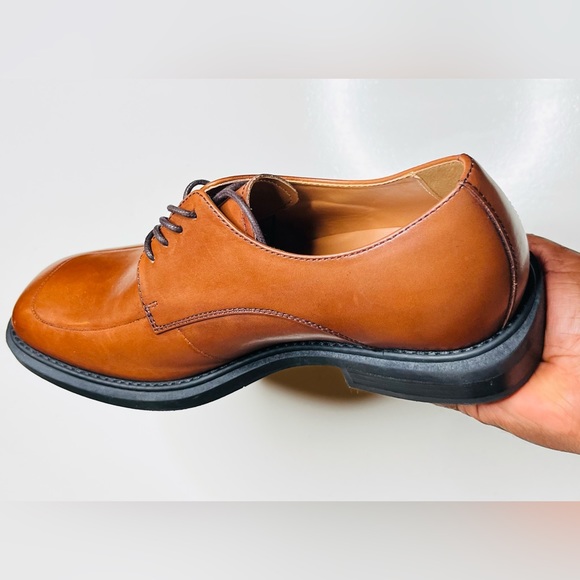 Men laced square toe dressy casuals. Dress up a pair of jeans for a dressy look. - Picture 2 of 3